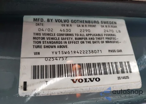 2002 Volvo V70 2.4 A/2.4 A Sr/2.4 M из США, поврежденный, VIN YV1SW61R422238071